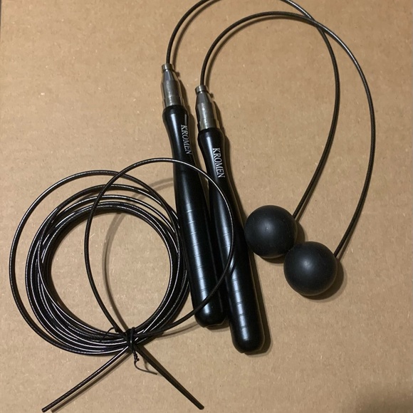 Kromen Jump Rope, Ropeless Jump Rope, Adjustable Length - Picture 3 of 6